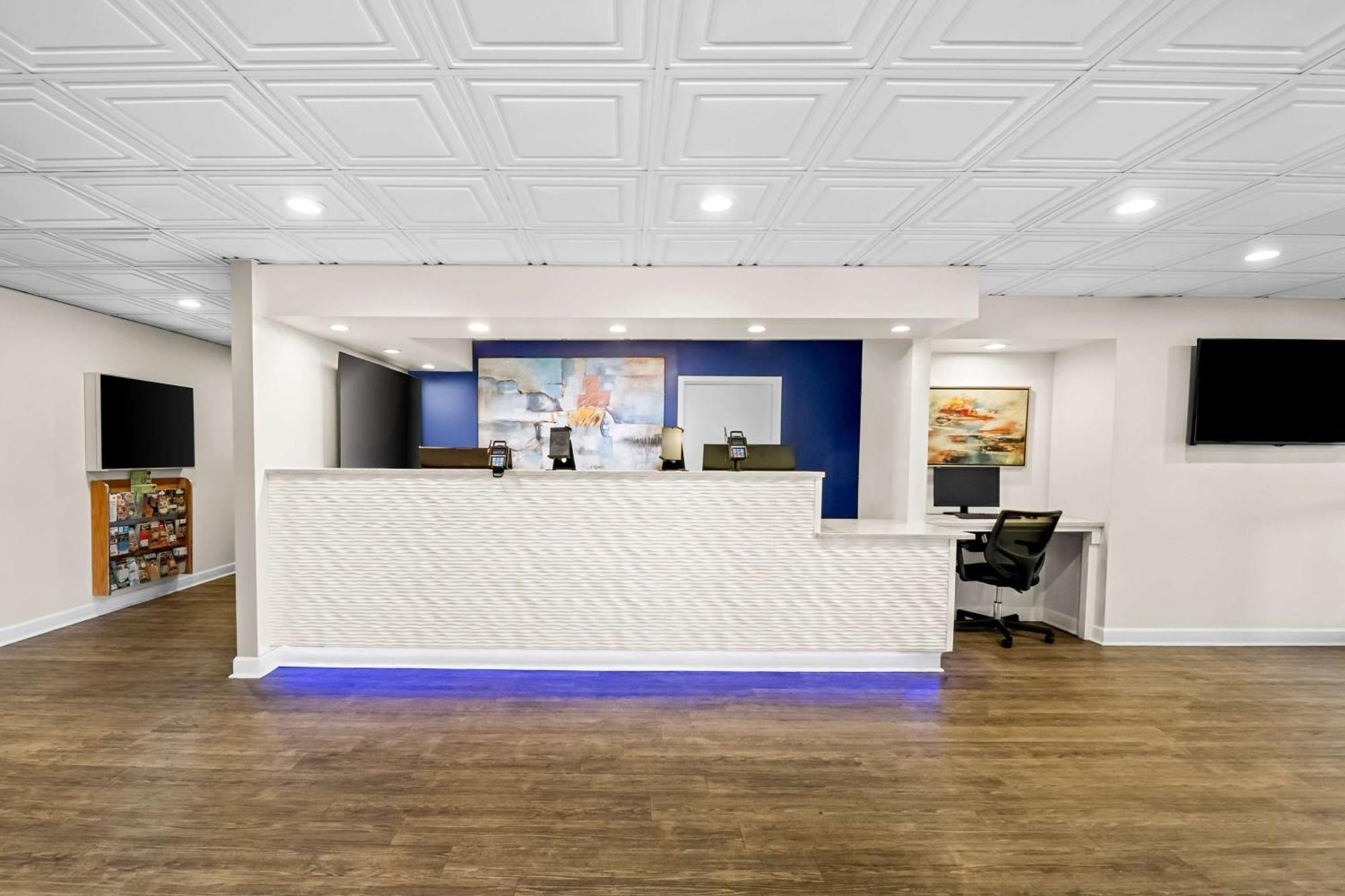 Surestay Plus Hotel By Best Western Southern Pines Pinehurst Экстерьер фото