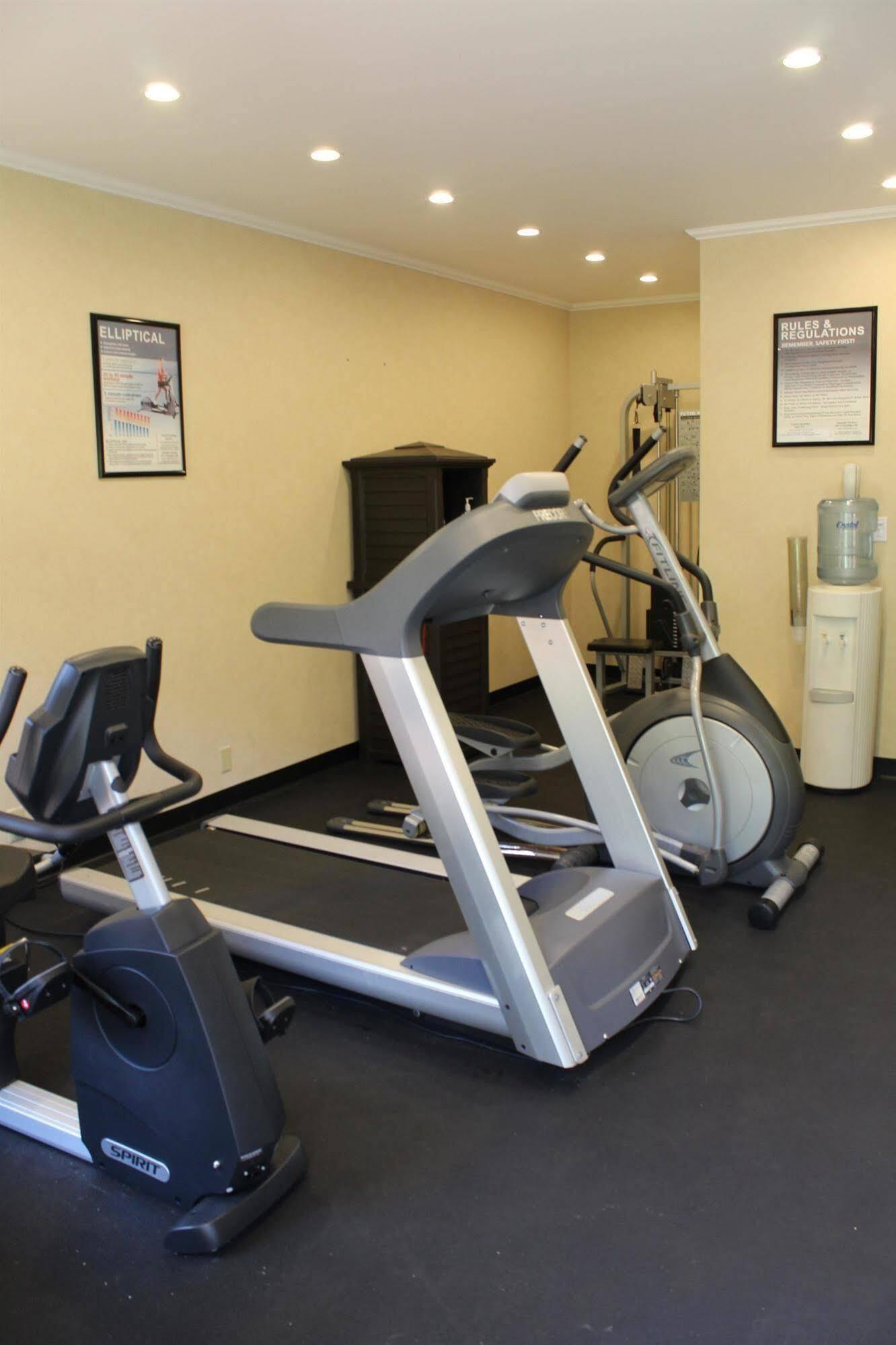 Surestay Plus Hotel By Best Western Southern Pines Pinehurst Экстерьер фото